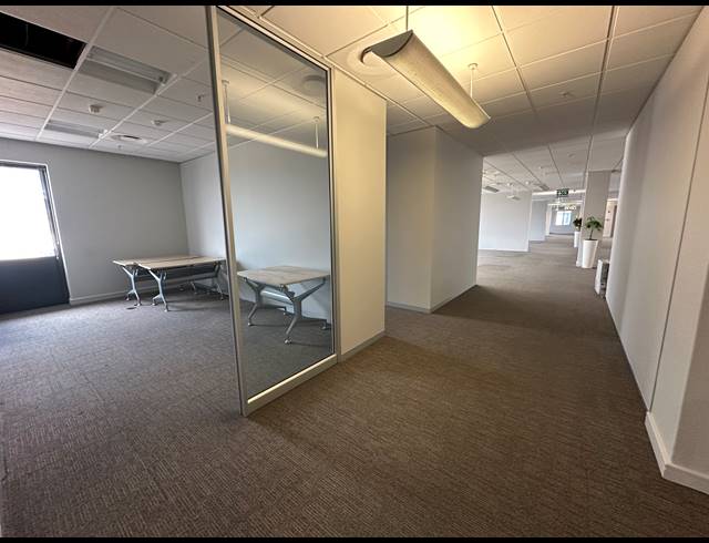 778M² OFFICE TO LET IN SANDTON CENTRAL